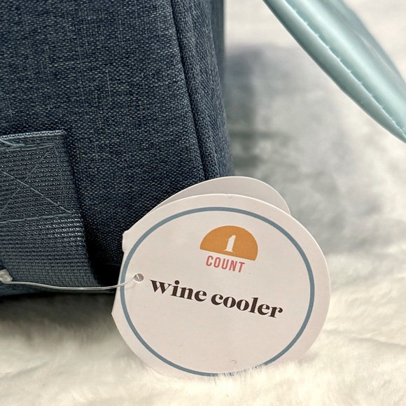 Wine Cooler Travel Bag - Picture 5 of 9
